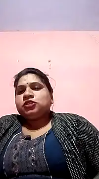 Aadhya Bahri online show from 02/18/25, 11:52