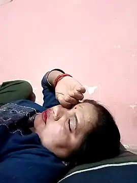 Aadhya Bahri online show from 02/23/25, 06:34