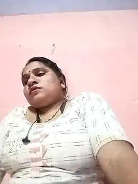 Aadhya Bahri online show from 02/24/25, 03:09