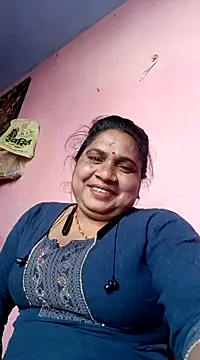 Aadhya Bahri online show from 03/06/25, 12:19