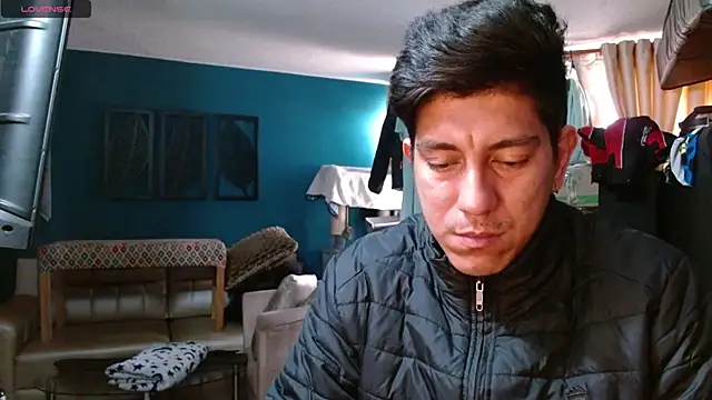 Snapshot of Noah-cock chatting on 11/09/25, 03:54 Noah-cock online show from 11/09/25, 03:54