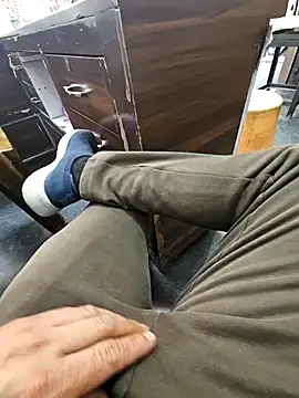 Snapshot of pyasevickybabu563 chatting on 01/07/25, 11:26 pyasevickybabu563 online show from 01/07/25, 11:26