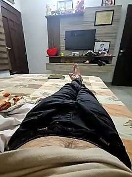 Snapshot of pyasevickybabu563 chatting on 03/13/25, 03:39 pyasevickybabu563 online show from 03/13/25, 03:39