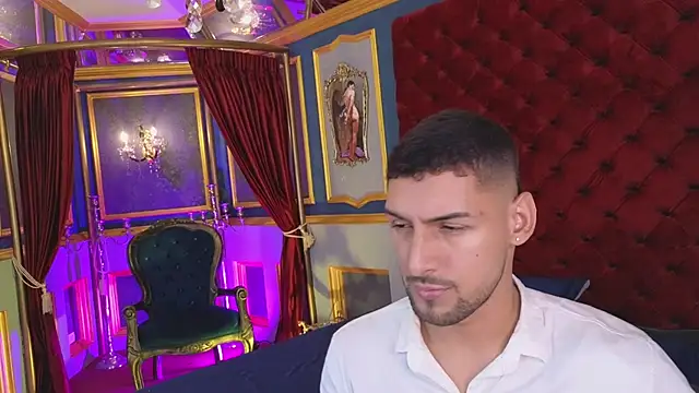 MarcoVitto online show from 10/24/25, 07:43