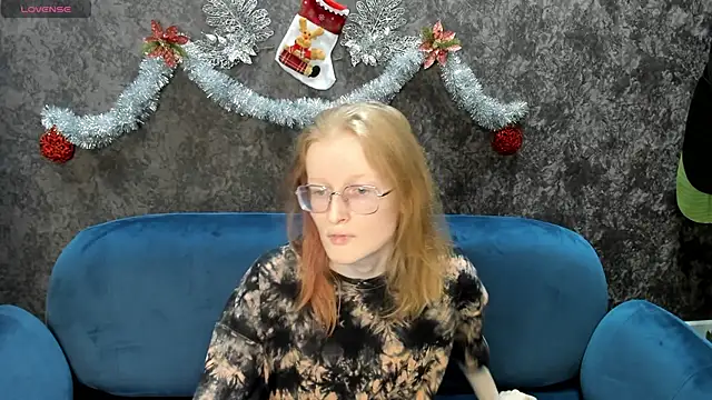 ElizabethHarpper online show from 01/22/25, 01:42