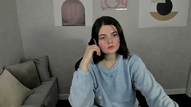 Snapshot of CharlotteMitchell chatting on 01/15/25, 07:59 CharlotteMitchell online show from 01/15/25, 07:59