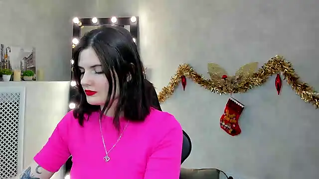 Snapshot of CharlotteMitchell chatting on 01/21/25, 08:41 CharlotteMitchell online show from 01/21/25, 08:41