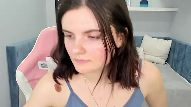 Snapshot of CharlotteMitchell chatting on 02/10/25, 02:26 CharlotteMitchell online show from 02/10/25, 02:26