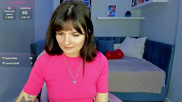 Snapshot of CharlotteMitchell chatting on 02/23/25, 11:22 CharlotteMitchell online show from 02/23/25, 11:22
