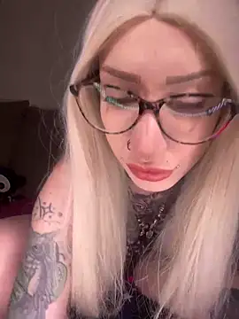 Bunny-xiel online show from 02/16/25, 04:20