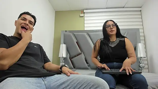 DAVID VICTORIAA online show from 05/15/26, 01:07