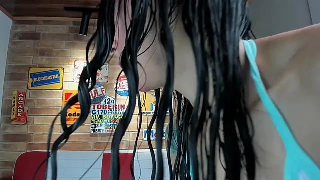 miss   evangeline online show from 10/10/25, 02:32