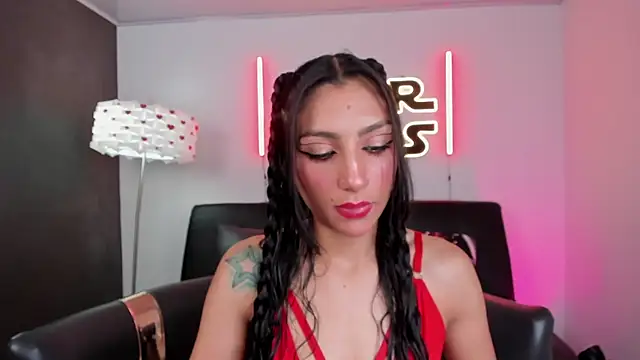 miss   evangeline online show from 06/06/26, 02:38
