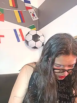 Danni shy online show from 07/04/26, 03:56