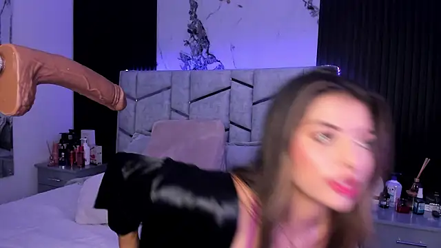 daniiphoeniixx online show from 02/26/25, 08:11