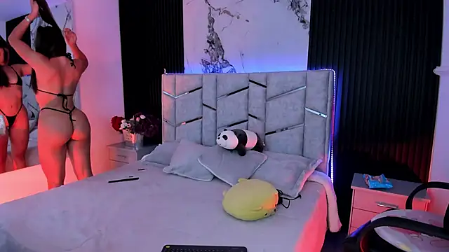 daniiphoeniixx online show from 10/07/25, 07:44