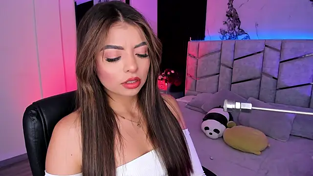 daniiphoeniixx online show from 10/10/25, 07:35