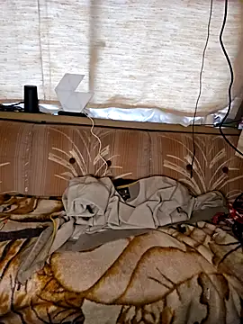 StruggleSnuggles online show from 10/26/25, 12:16