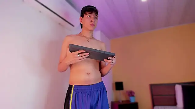 Brian-Ausslos online show from 12/29/24, 07:39