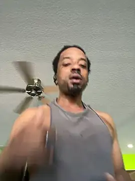 Coco-Licious online show from 01/04/25, 04:32