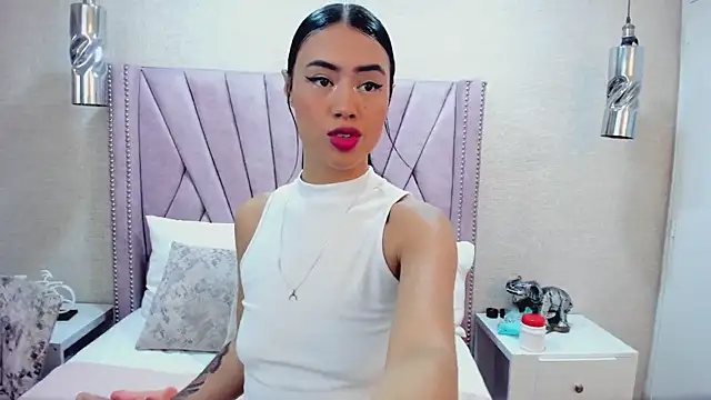 CataleyaRicci online show from 02/18/25, 07:41