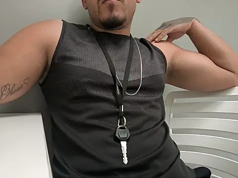 Snapshot of fs_carioca chatting on 04/01/26, 12:22 fs carioca online show from 04/01/26, 12:22