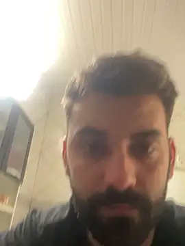 Snapshot of biel_96 chatting on 01/04/25, 03:49 biel 96 online show from 01/04/25, 03:49