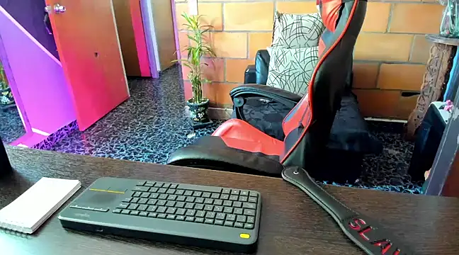 Adam Valenciia online show from 02/17/25, 04:26