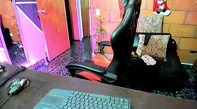 Adam Valenciia online show from 02/20/25, 11:54