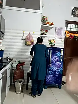 Best-Couple online show from 03/12/25, 08:51