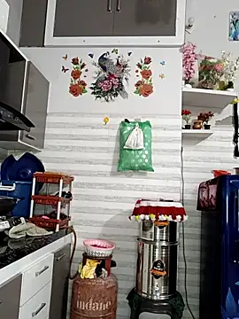 Best-Couple online show from 09/20/25, 04:13