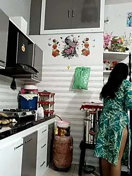 Best-Couple online show from 10/04/25, 02:42