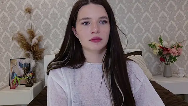 Snapshot of Nellie_Medina chatting on 03/15/25, 01:41 Nellie Medina online show from 03/15/25, 01:41