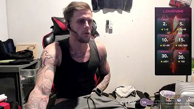 Snapshot of JamesMichael88 chatting on 03/10/25, 08:45 JamesMichael88 online show from 03/10/25, 08:45