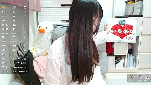 Snapshot of pipimi_khaos chatting on 10/30/25, 11:44 pipimi khaos online show from 10/30/25, 11:44