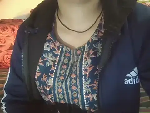 Hot-shanvi online show from 01/18/25, 03:49