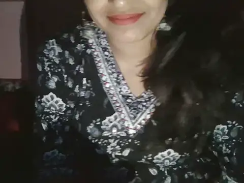 Hot-shanvi online show from 03/23/26, 11:53