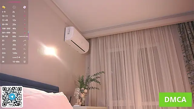 Snapshot of DaisyHearl chatting on 12/13/25, 07:53 DaisyHearl online show from 12/13/25, 07:53