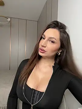 claraxjoyy online show from 11/10/25, 05:28