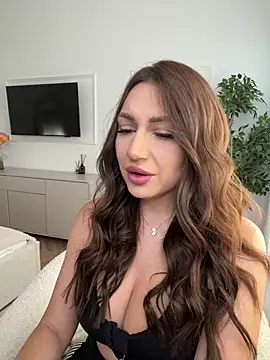 claraxjoyy online show from 05/27/26, 05:26