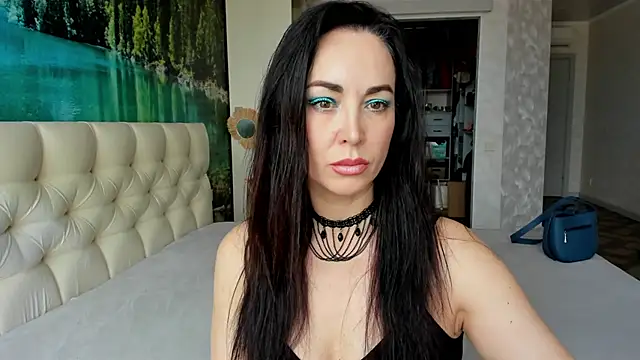 Monica Weiss online show from 03/14/25, 10:29