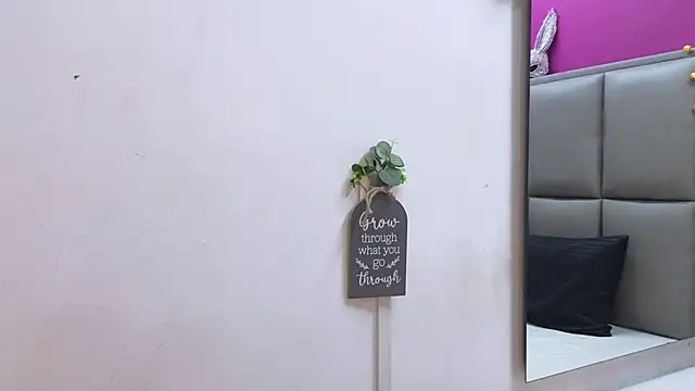 KRYSSTARITTER4 online show from 10/26/25, 02:28