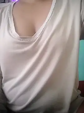 muskan-Sharma online show from 09/26/25, 07:23