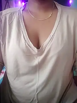 muskan-Sharma online show from 10/07/25, 05:04