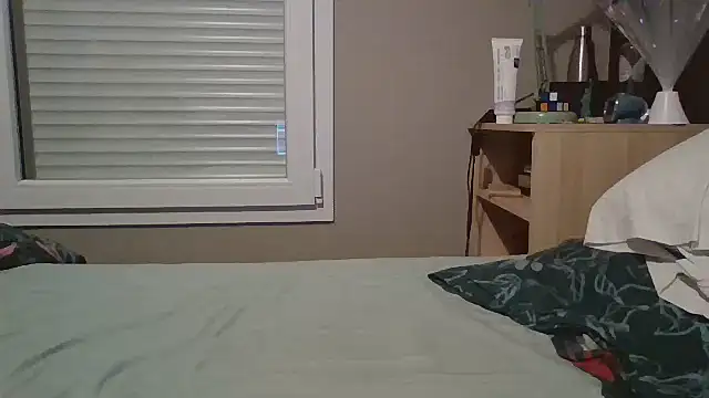 Snapshot of 19ansdejagrand chatting on 01/08/25, 08:29 19ansdejagrand online show from 01/08/25, 08:29