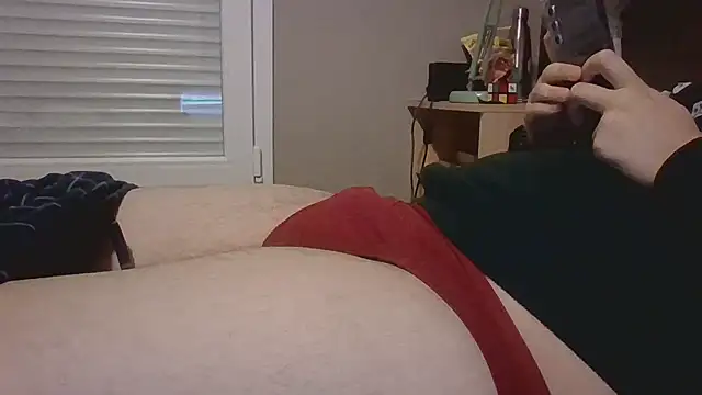 Snapshot of 19ansdejagrand chatting on 01/14/25, 10:12 19ansdejagrand online show from 01/14/25, 10:12