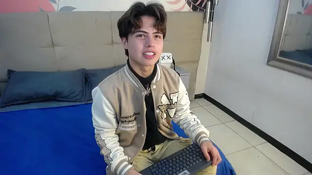 CollinStone online show from 03/07/25, 09:06