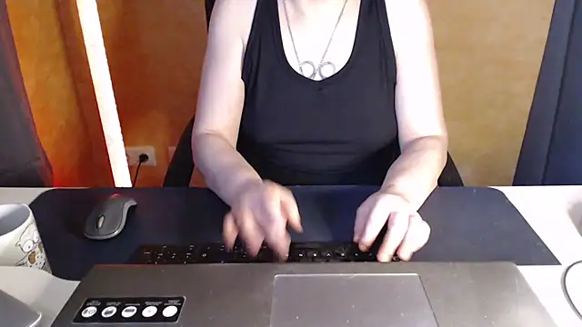 Sweet Phoenix online show from 05/25/26, 05:46