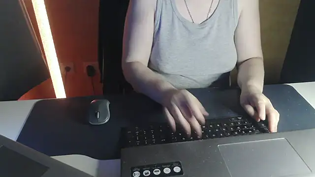 Sweet Phoenix online show from 06/23/26, 07:56