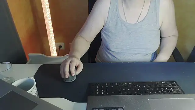 Sweet Phoenix online show from 06/25/26, 06:51